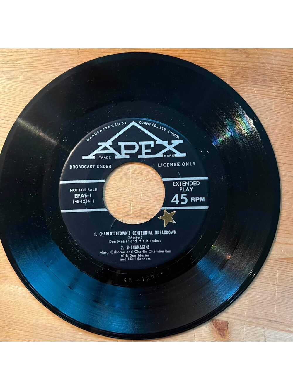 Marg Osborne - Charlottetown's Centennial Breakdown 45rpm VG+ R11